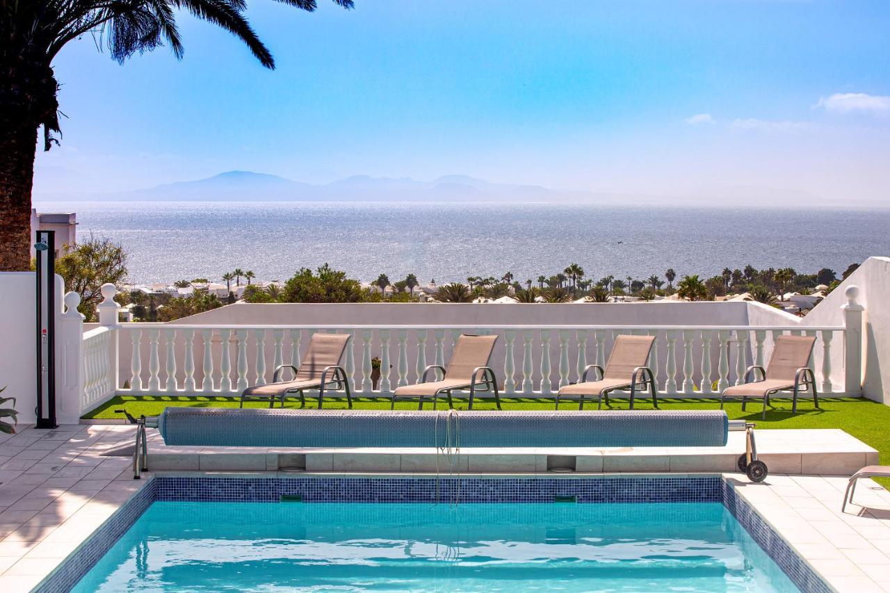 Stunning Sea View Villa With 6 Bedrooms & Heated Pool - Villa Renaissance Плайя-Бланка Екстер'єр фото